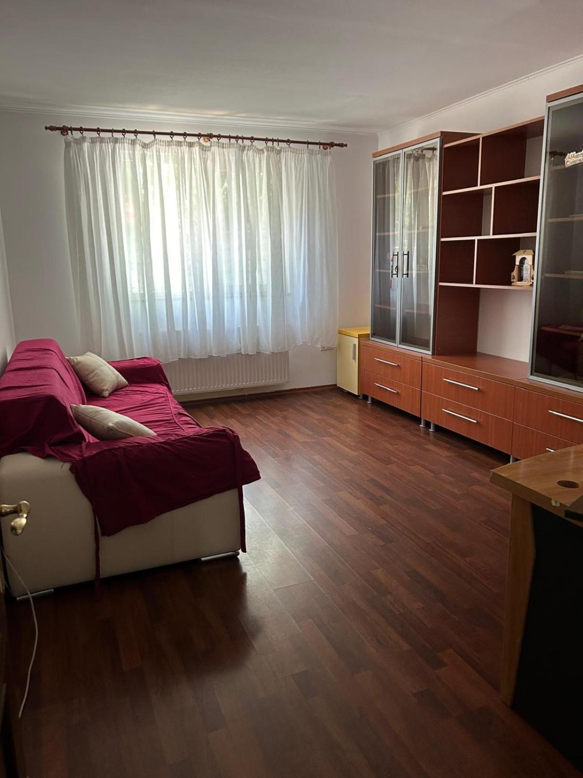 Vila De Inchiriat Aproape De Therme บาโลเตชติ ภายนอก รูปภาพ