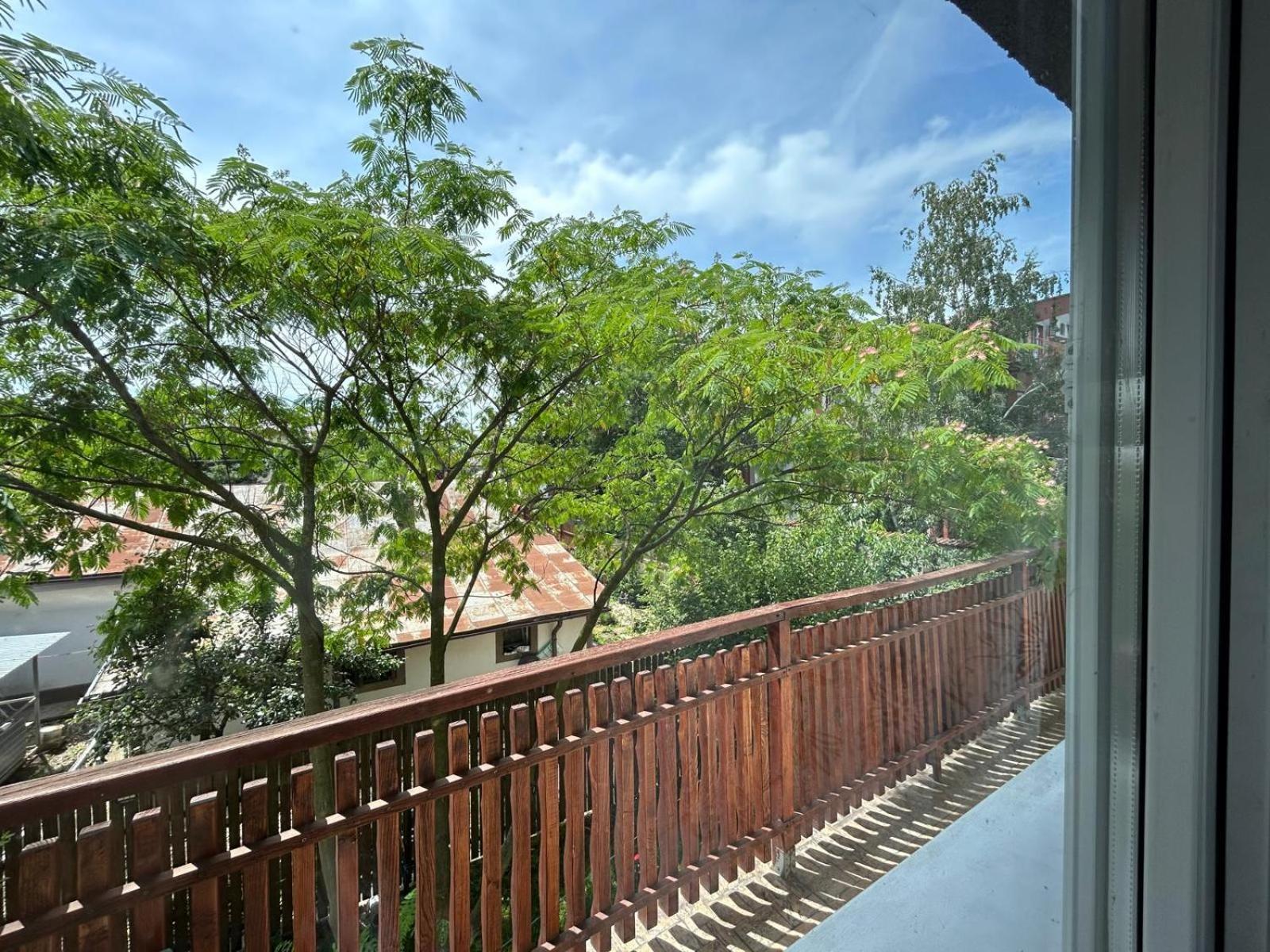 Vila De Inchiriat Aproape De Therme บาโลเตชติ ภายนอก รูปภาพ